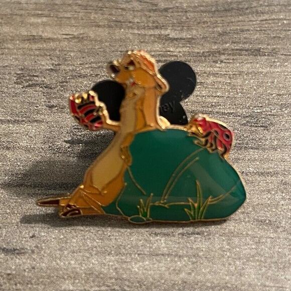 Walt Disney World The Lion King Vintage Timon Enamel Pin Timon Eating a Bug Pin - Picture 1 of 3